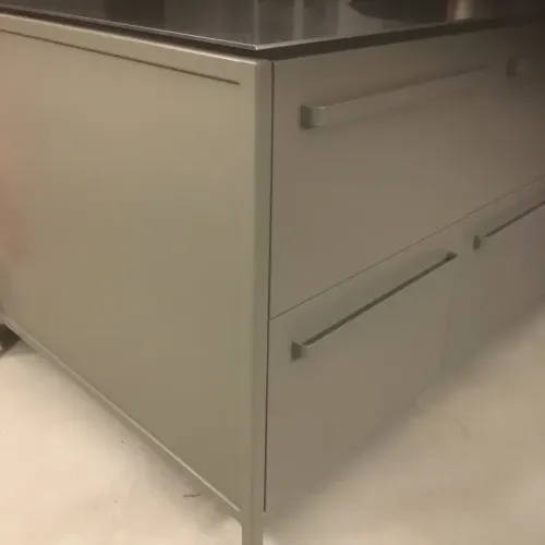 sprøjtemaling af inventar